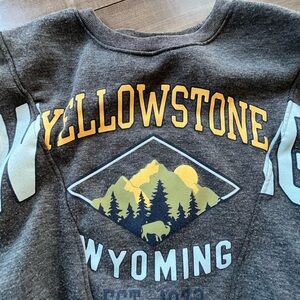 Gray Yellowstone Graphic Women's Sweatshirt
